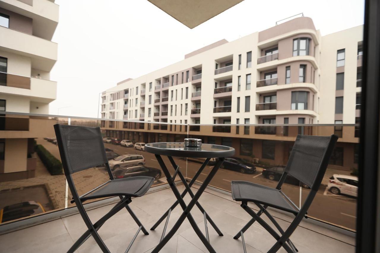 Julia'S Apartment 오라데아 외부 사진